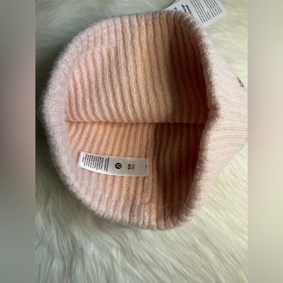 Lululemon Alpaca Wool Blend Beanie Hat Pink One Size FULP HETM New